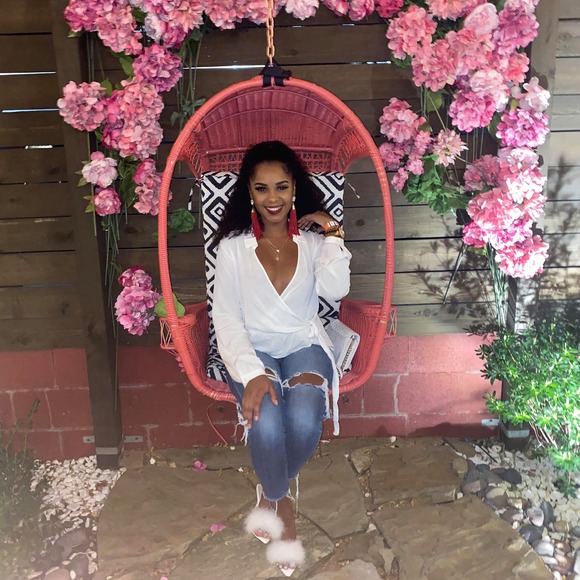 Meet your Posher, Enith - Picture 1 of 1